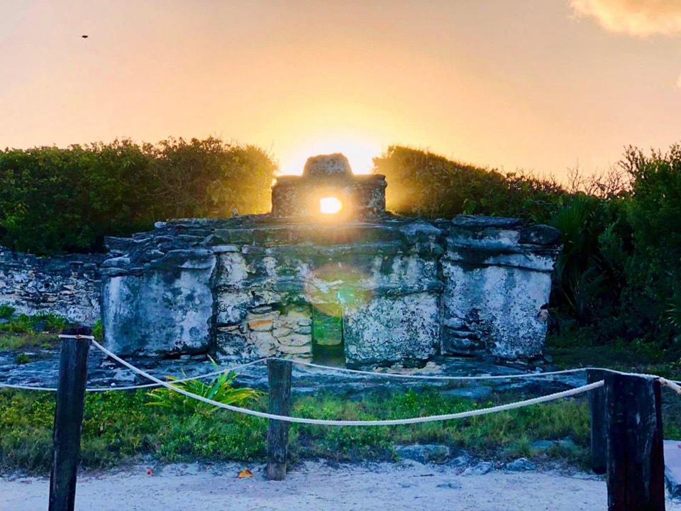 Invita la FPMC a presenciar fenómeno arqueoastronómico en el vestigio maya del Caracol en Punta Sur