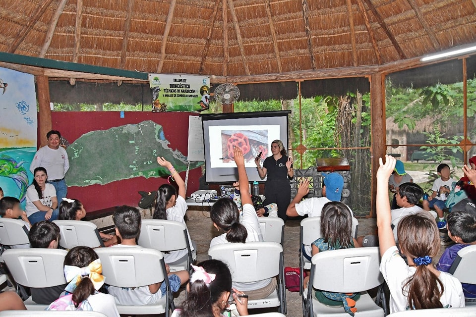 Acerca FPMC y el Planetario Cha'an Ka'an a la niñez al mundo de los hongos