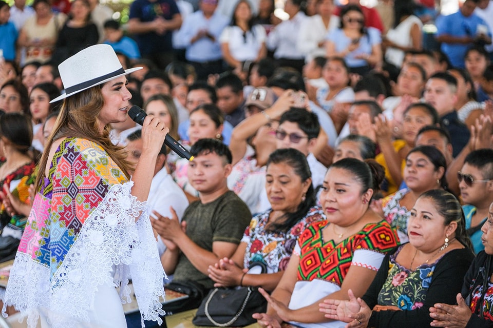Celebra Mara Lezama en Tulum el Día Internacional de la Artesana y el Artesano