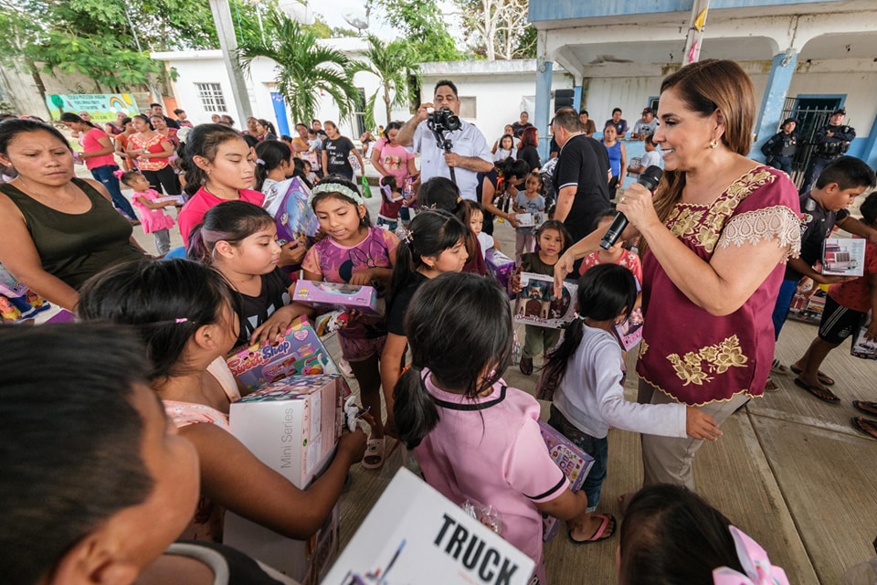 Más de 20 mil niños de 100 comunidades reciben por vez primera a los Reyes Magos: Mara Lezama