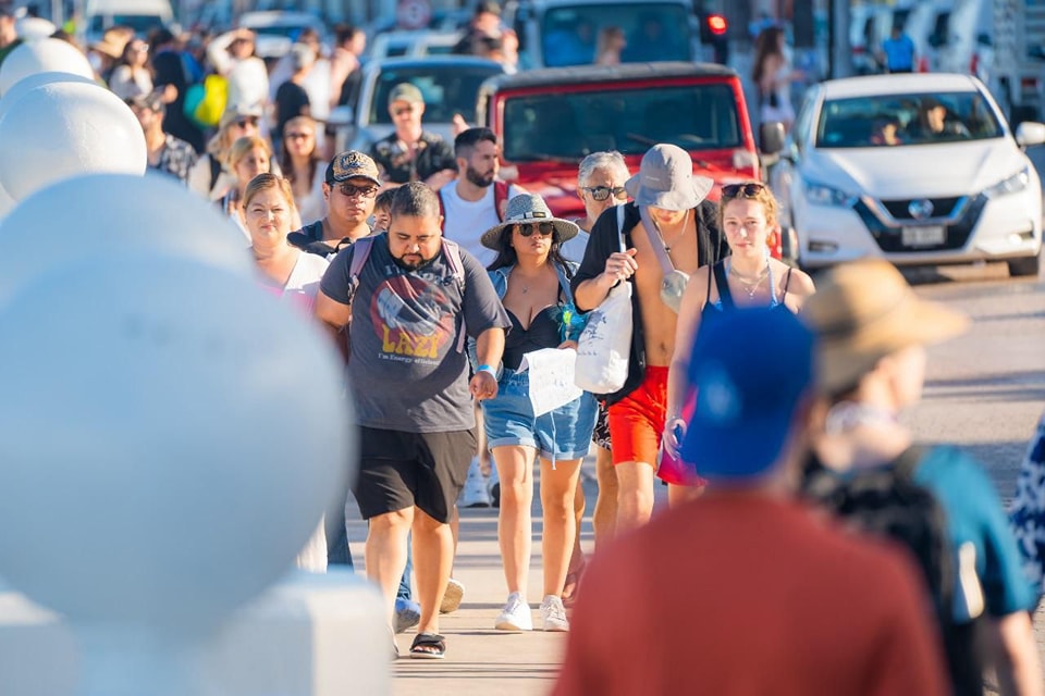 Cozumel refrenda liderazgo turístico, casi 117 mil turistas de cruceros en segunda semana del 2025